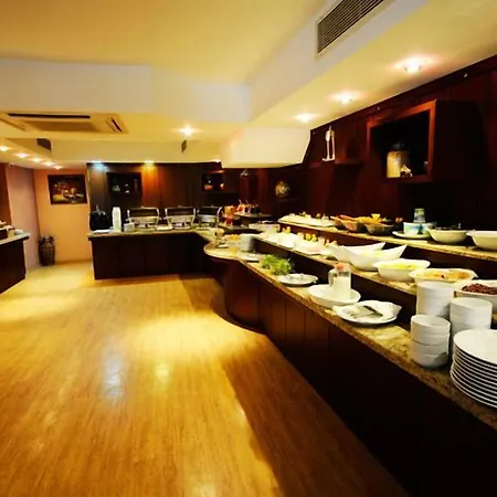 Готель Cukurova Park