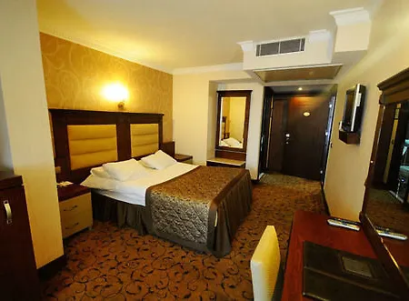 Готель Cukurova Park Адана