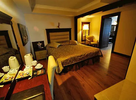 Cukurova Park 4*