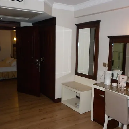 Готель Cukurova Park 4*